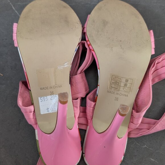 Tie Up Leg Floral Sandals - Picture 5 of 5